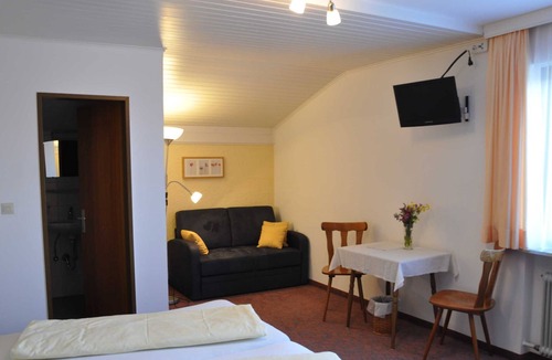 Alberschwende Apartment | Double room 1 - House Berchtold