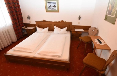 Schwaz House | Double room, shower or bath, WC - Gasthof Klausen