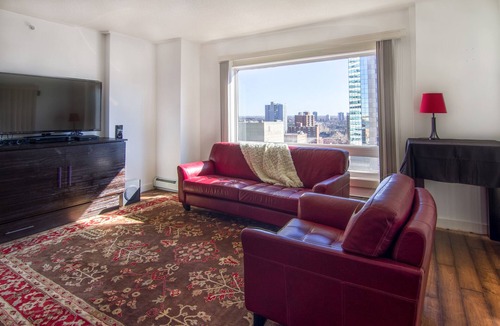 Downtown Edmonton Apartment | Downtown Core Icon Executive - Best Location Central Downtown