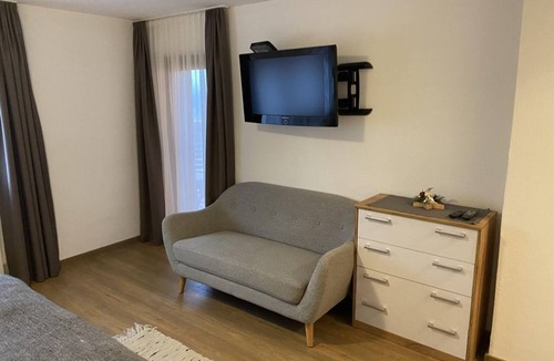 Obsteig House | DZ Komfort - Gasthof-pension Aschlandhof