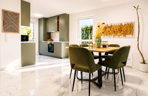 Breitenfurt-Ost Apartment | Elegant 4BR Villa w/Garden & Terrace