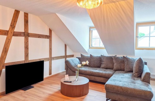 Jena Apartment | Elisabeth Apartment in a half-timbered house from 1596 – Jena’s Old Town