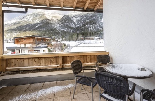 Achenkirch House | Family room (1 night) - Boutiquehotel Acherl