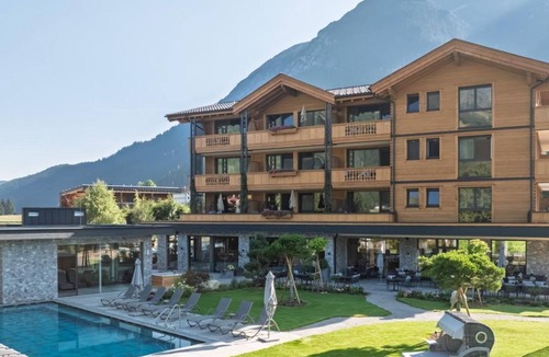 Achenkirch House | Family room (1 night) - Boutiquehotel Acherl