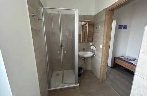 Kremsmuenster Apartment | FarawayHomes Aparthotel Kremsmünster #12