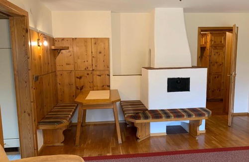 Ladis Cabin | Ferienhaus am Burgsee