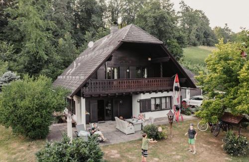 Dexenberg House | Ferienhaus im Weingarten