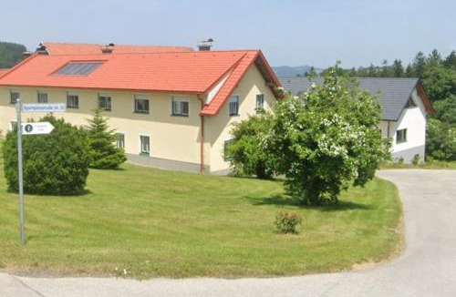 Hollenthon Apartment | Feriennest Zehetbauer