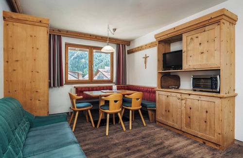 Ried im Oberinntal Apartment | Ferienresidenz Raich