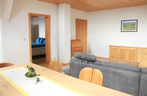 Obertrum am See Apartment | Ferienwohnung am Bio-Bauernhof