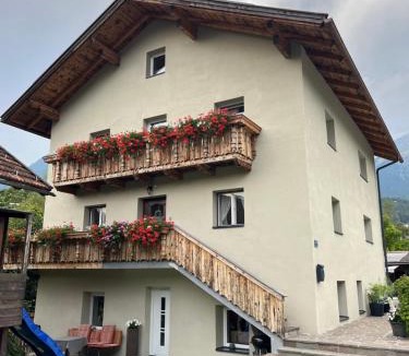 Imst Apartment | Ferienwohnung Haus File