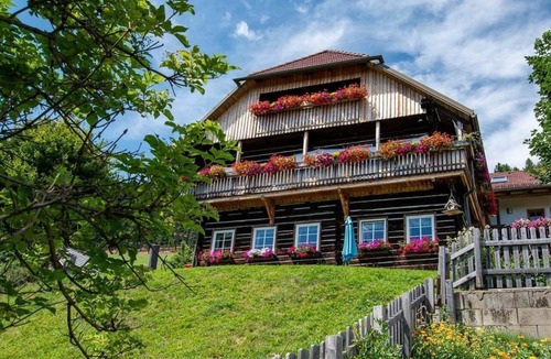 Deutsch-Griffen House | Ferienwohnung Lärchenwald - Kinderbauernhof Wicherle