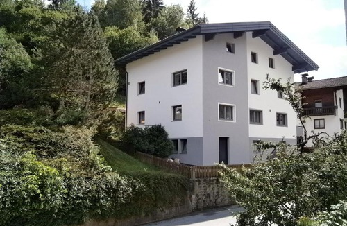 Grins Apartment | Ferienwohnung Nuener