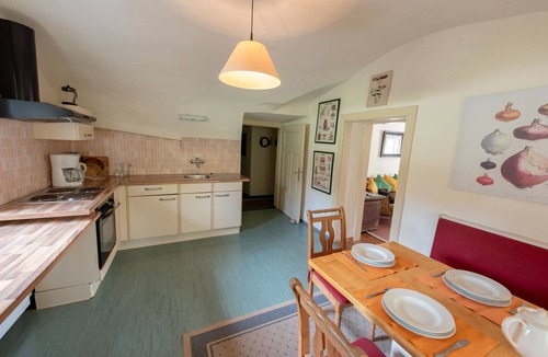 Magdalensberg Apartment | Ferienwohnung Schlosshof