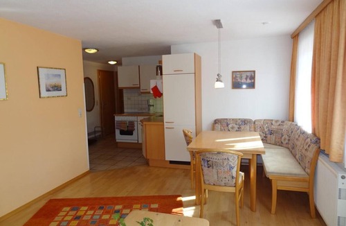 Jerzens Apartment | Ferienwohnung Venetblick - Apart Pepi´s Ferienwohnungen