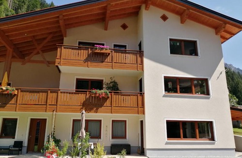Hinterhornbach Apartment | Ferienwohnungen Meister