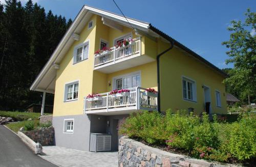 Tropolach Apartment | FeWo Burgstaller