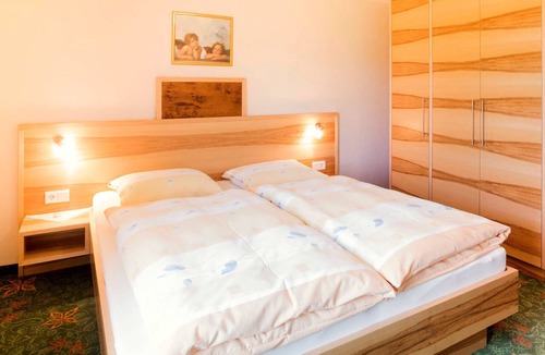 Sankt Lorenz Bed & Breakfast | FW II - Pension ANNA, Apartments & Comfort Rooms *