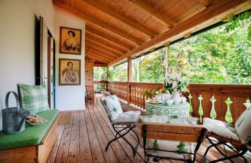 Altaussee House | Garden Cottage Villa Lichtenstein - Your Austrian Home