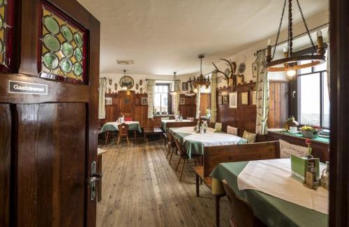 Kirchberg am Wechsel Hotel | Gasthof Grüner Baum