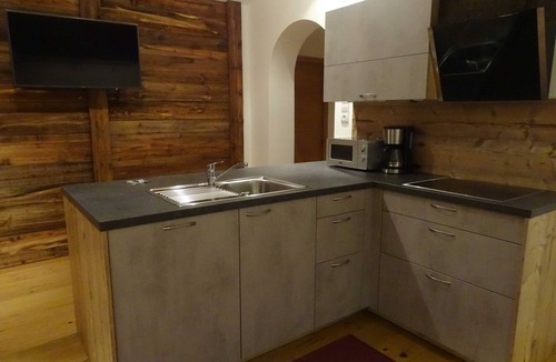 Nauders Apartment | Goat view - Alpine peace