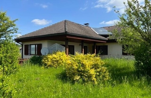 Loipersdorf bei Fuerstenfeld House | Golf-Thermen vacation home Golfblick Bad Loipersdorf