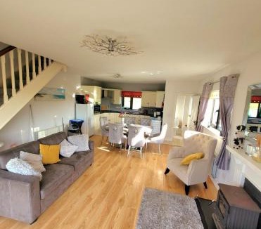 Shiplake House | Greystones Clock Tower Lodge