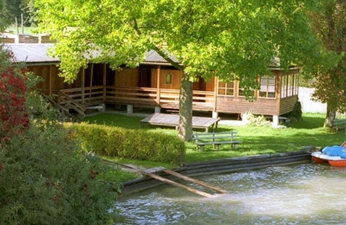Mondsee House | Großes Doppelzimmer Nr. 20 mit Balkon - Hotel Garni Stabauer
