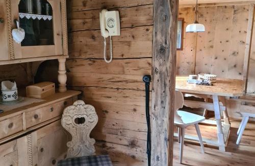 Spiss House | Haus Edelweiss Alpine Chalet near Samnaun