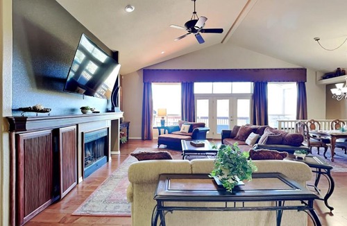 Ruidoso House | High Expectations