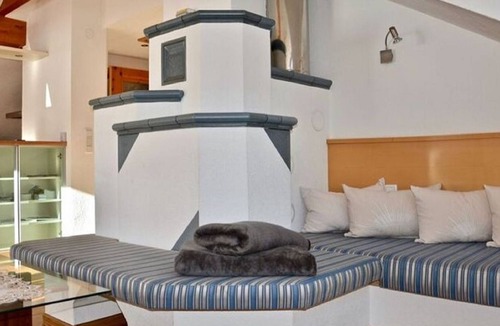 Umhausen Apartment | Hilltop apartment in Umhausen with garden