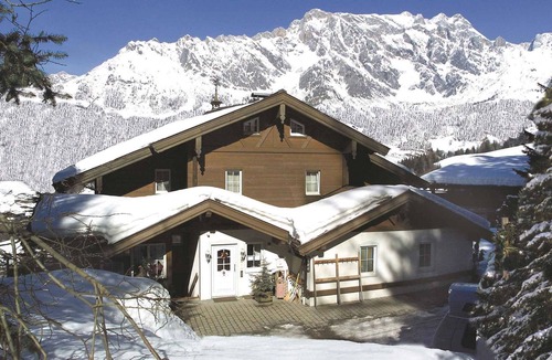 Dienten am Hochkoenig Apartment | Holiday apartment with pool and sauna in the house