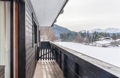 Leutasch Apartment | Holiday Apartment "Haus Am Lärchenhang" with Mountain View, Balcony & Wi-Fi