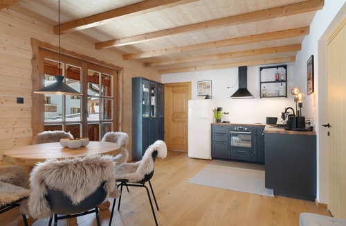 Sankt Anton am Arlberg Apartment | Holiday Appartment "Steinbock" in Sankt Anton am Arlberg with Mountain View, Balcony and Wi-Fi
