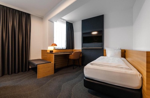 Amras Hotel | Holiday Inn Innsbruck by IHG