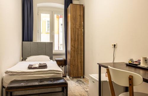 Innere Stadt Hostel | Hotel Central Linz - 24h Self-Check-in