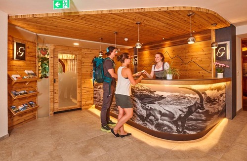Mandarfen Hotel | Hotel Gundolf