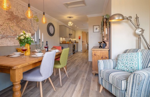 Stoke by Nayland Cottage | Immaculate luxury retreat in pretty village with great pubs - Box Valley Cottage