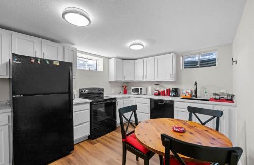 Aurora House | Iola