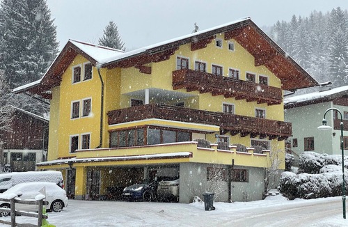 Wagrain House | Julius Appartements Wagrain – Entire Holiday Home for Groups and Families