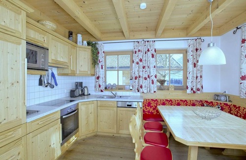 Wald im Pinzgau Ski Chalet | Large Chalet in Wald im Pinzgau