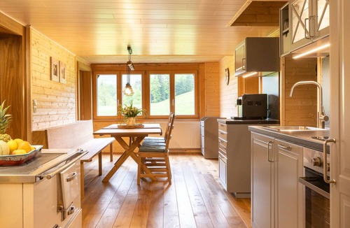 Schwarzenberg Apartment | Liebevoll sanierte Wohnung in einem alten Bregenzerwälderhaus by Interhome