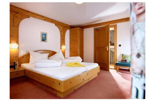 Imst Hotel | Linserhof Bed&Breakfast