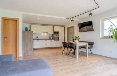 Helfenstein Apartment | Lovely apartment for 4 people with WIFI, TV and balcony