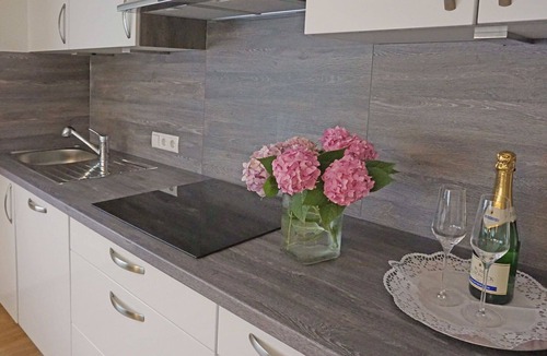 Wenns Apartment | Lovely apartment for 4 guests with WIFI, TV, patio and pets allowed