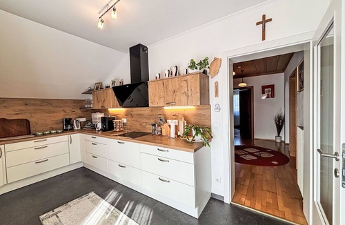Oeblarn Apartment | Lovely apartment for 5 people with WIFI, TV, balcony, pets allowed and panoramic view