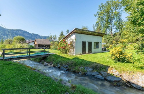 Gallizien Apartment | Lovely apartment for 6 guests with WIFI, TV, patio, pets allowed and panoramic view