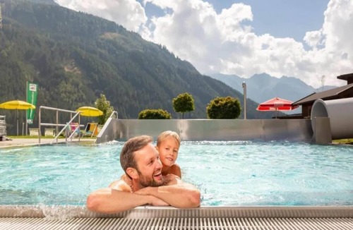 Wald im Pinzgau Ski Chalet | Luxurious Stay in Wald im Pinzgau with Sauna