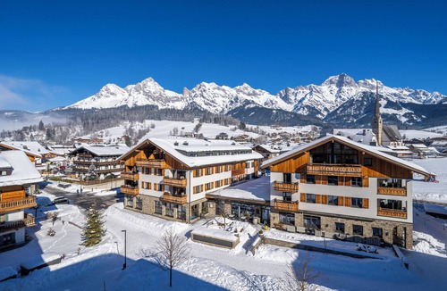 Maria Alm am Steinernen Meer Apartment | Luxury 6-8-person penthouse in the holiday park Landal Resort Maria Alm