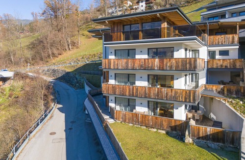 Helfenstein Apartment | Luxury apartment for sports enthusiast